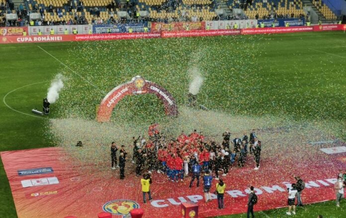 Cupa României: Universitatea Craiova a învins Astra, pe stadionul Ilie Oană din Ploiești. Paula Seling a intonat imnul României