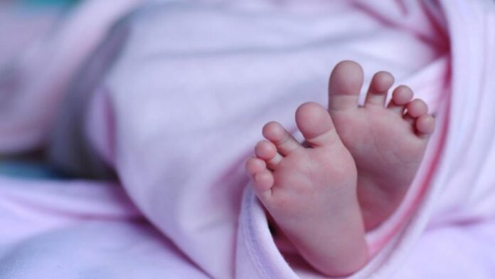 Cele mai mici mămici care au născut la Maternitatea Ploiești au 13 ani. Asistent social: „Ne spun că s-au îndrăgostit și s-a întâmplat să rămână gravide!”