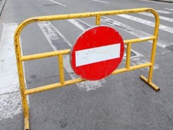 Restricții de circulație, vineri, pe mai multe străzi în zona Stadionului Ilie Oană din Ploiești