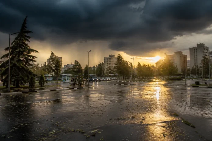ANM anunță caniculă, vijelii și răcire bruscă în România, pe 17 și 18 august
