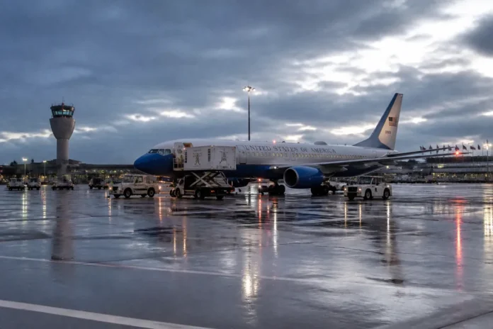 Trump confirmă schimbul secret de avioane din Turcia, invocat de amenințarea iraniană
