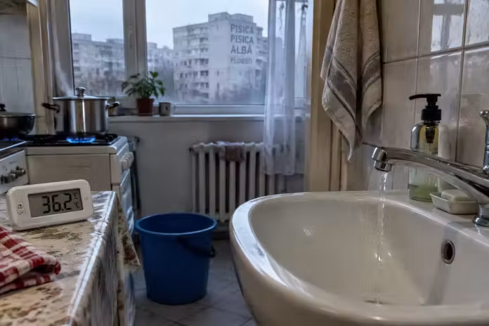 Apă caldă la 35 de grade în blocurile din Ploiești. Când promite Termo rezolvarea