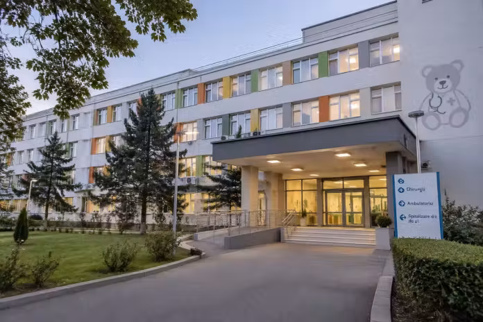 Mamă impresionată de îngrijirea primită la Chirurgie, în Spitalul de Pediatrie Ploiești