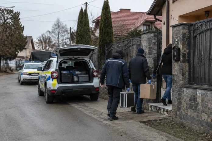 Șapte percheziții în Ploiești și Bărcănești